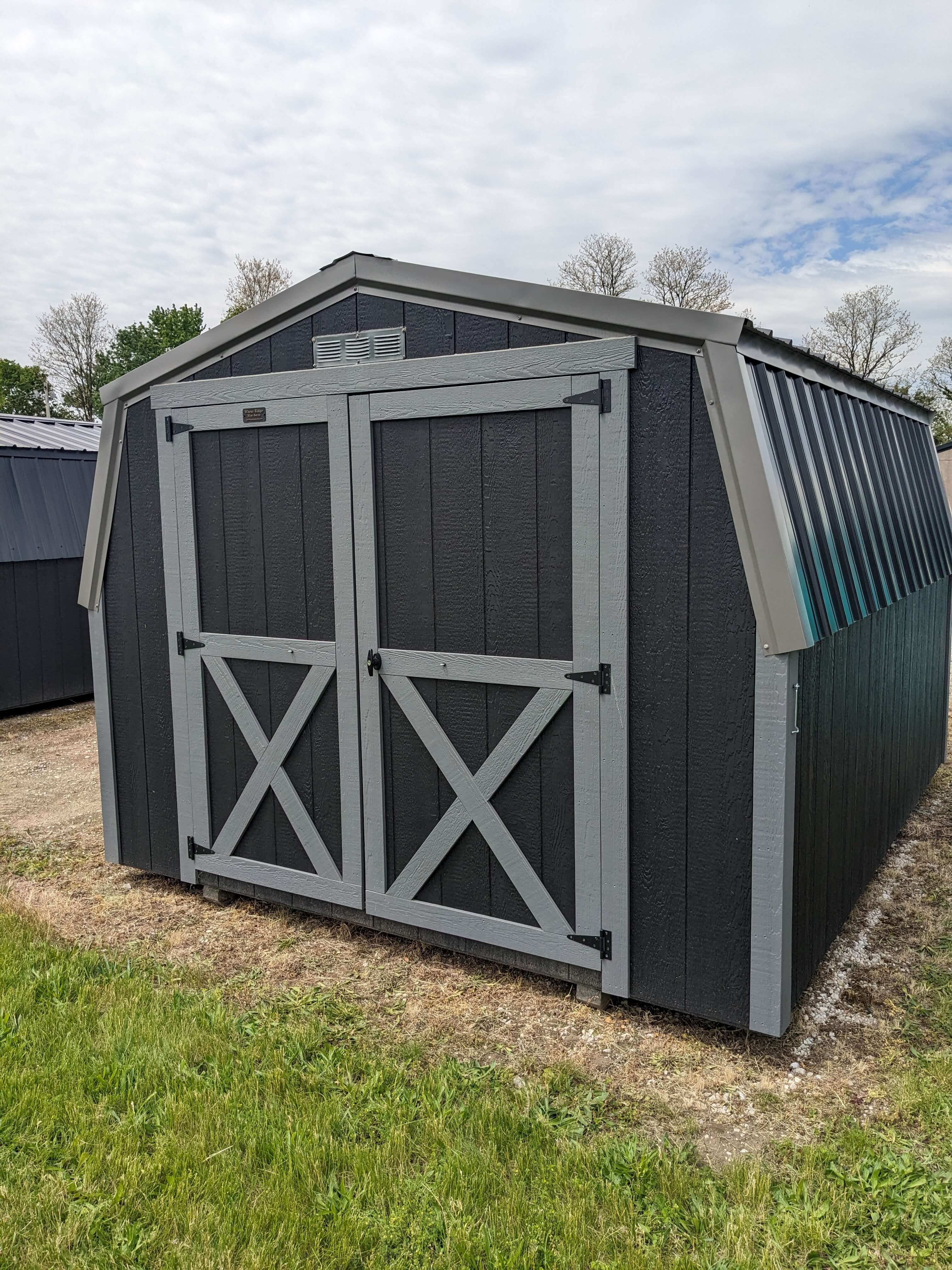 Mini Barn — 10×12 ft