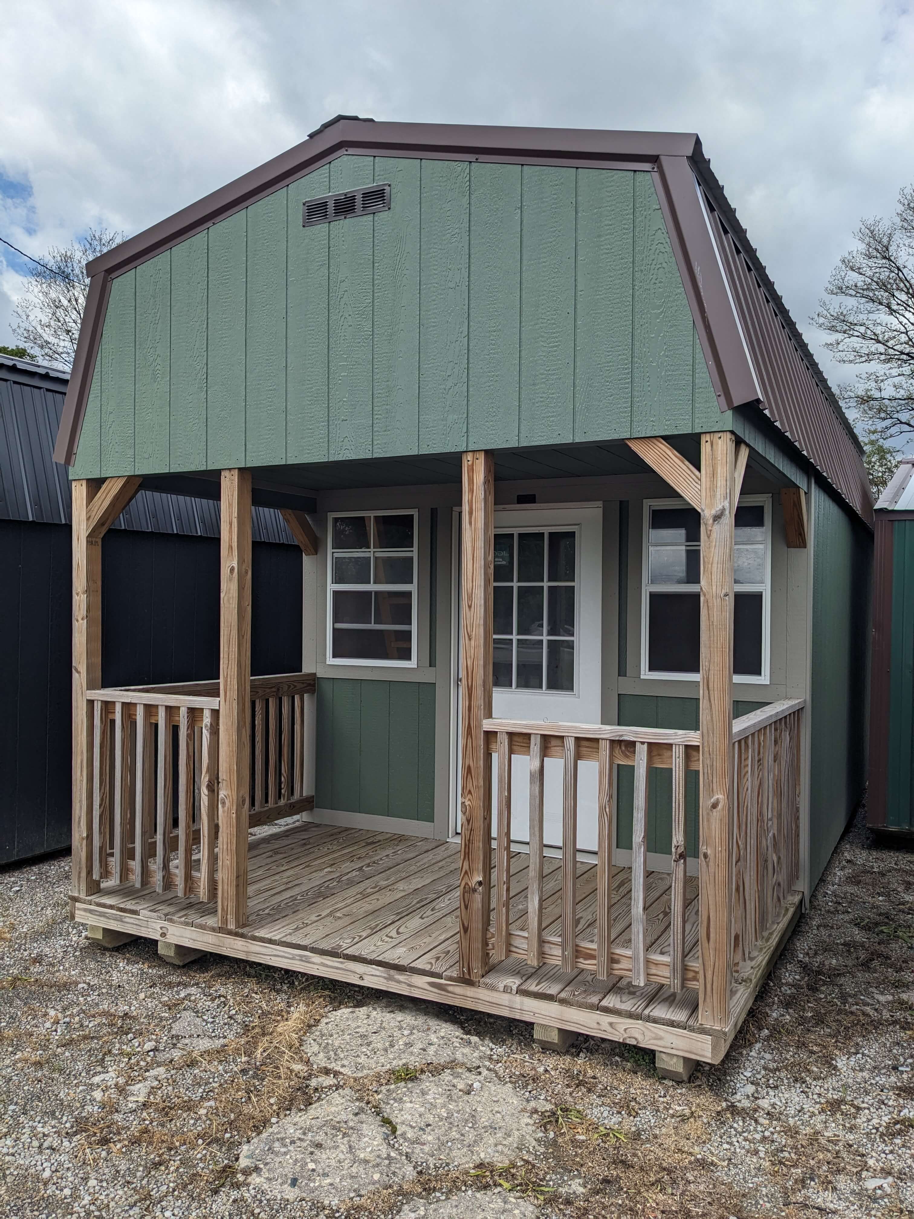 Cabin — 10×16 ft