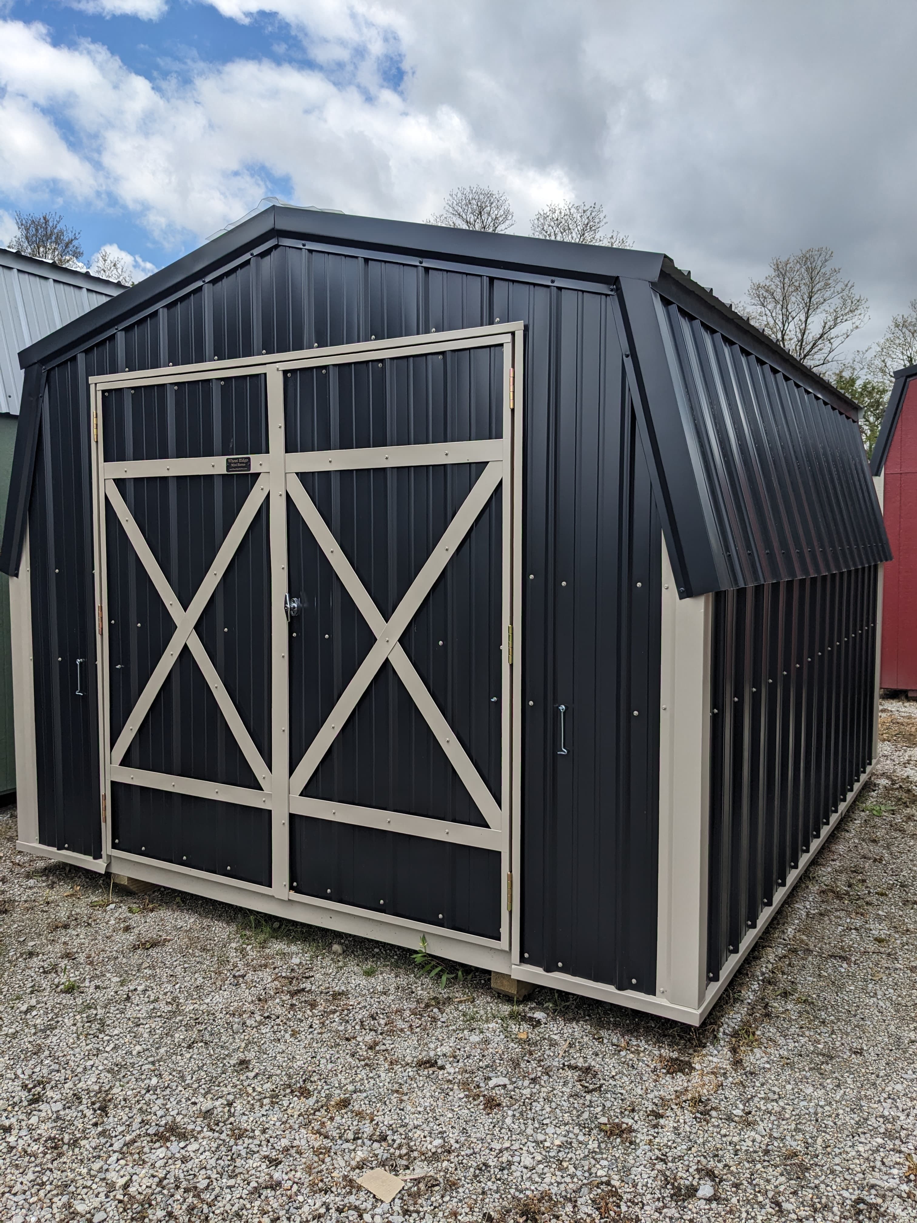 Mini Barn — 10×12 ft