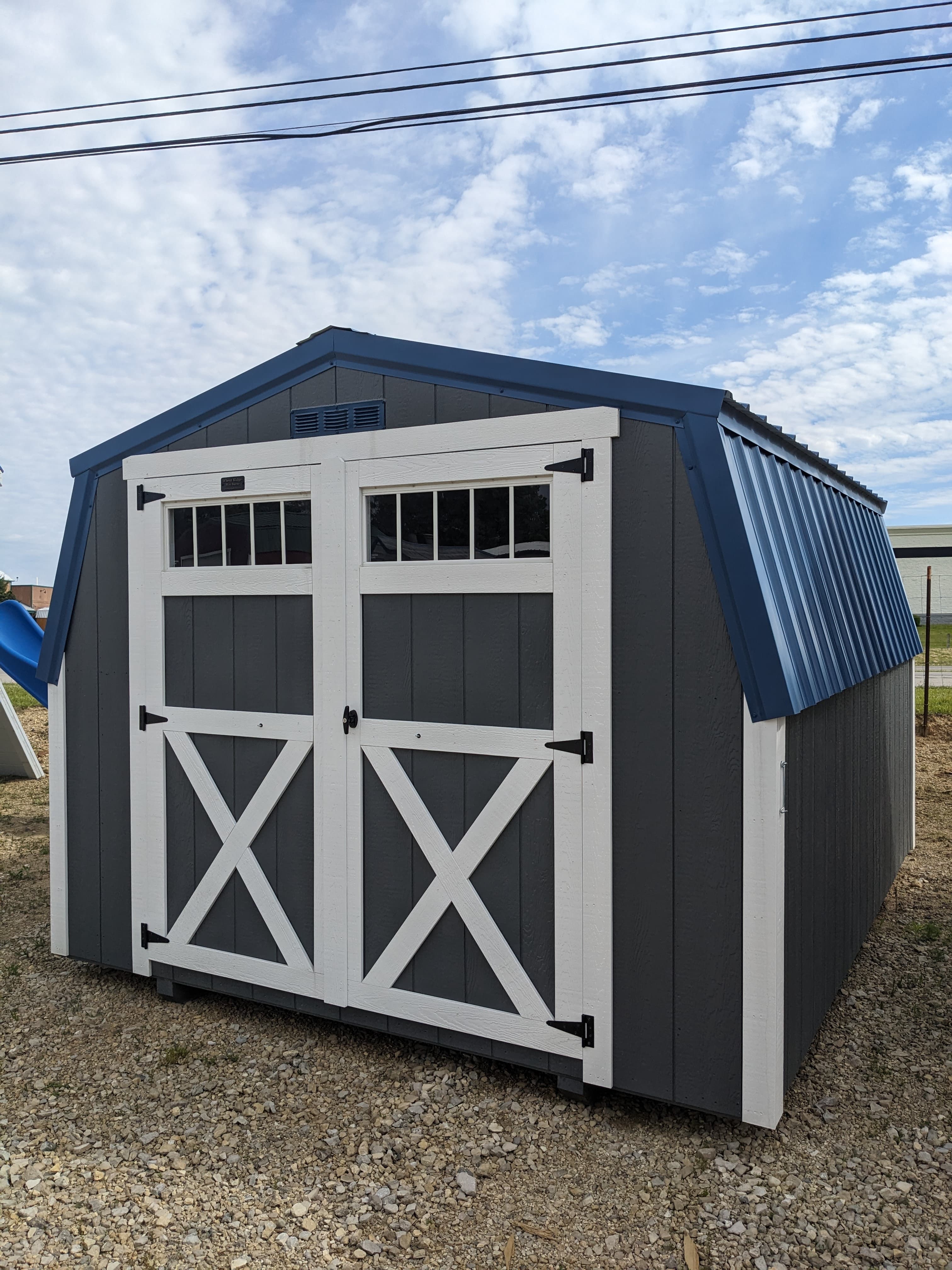 Mini Barn — 10×12 ft