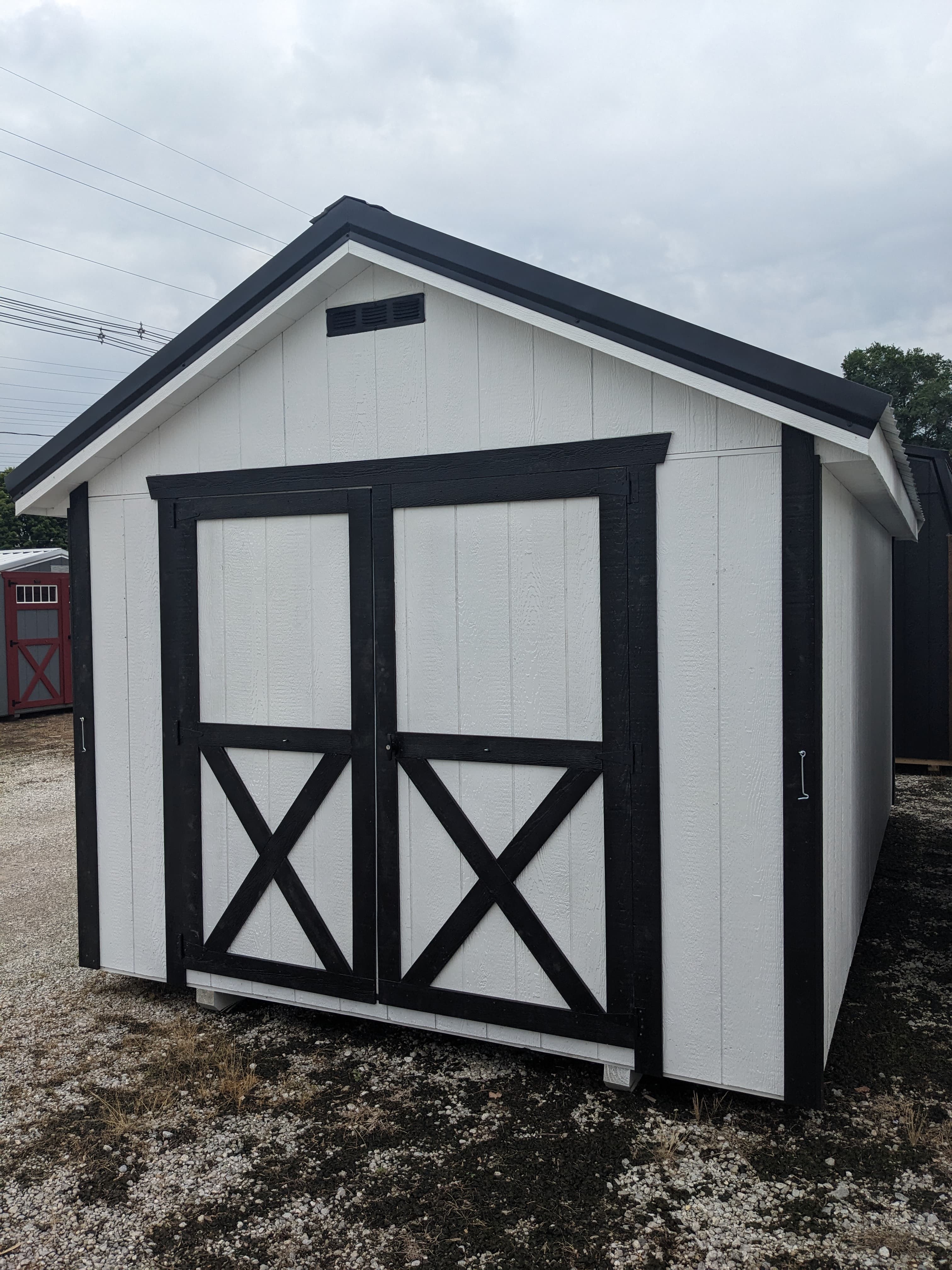 Deluxe Cottage — 10×16 ft